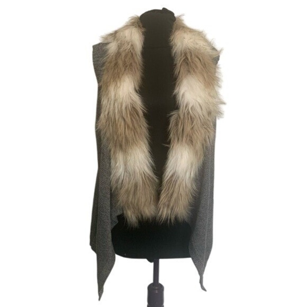 Altar'd State Women's Marled Faux Fur Collar Sweater Vest‎ Sleeveless Boho Small